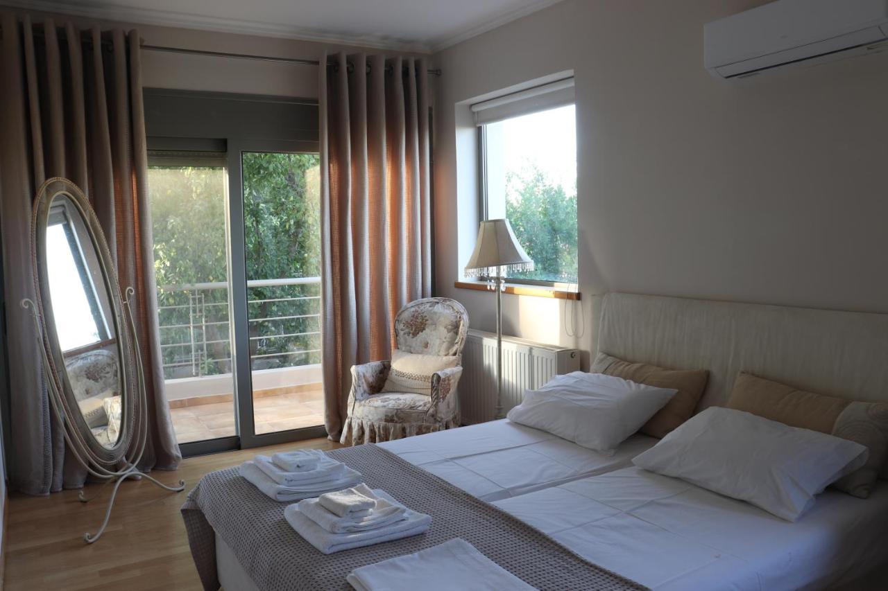 Virna S Home Schinias Buitenkant foto
